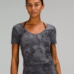 NWT Lululemon Align Tee Short Sleeve in Diamond Dye Grey Black White, Size 6